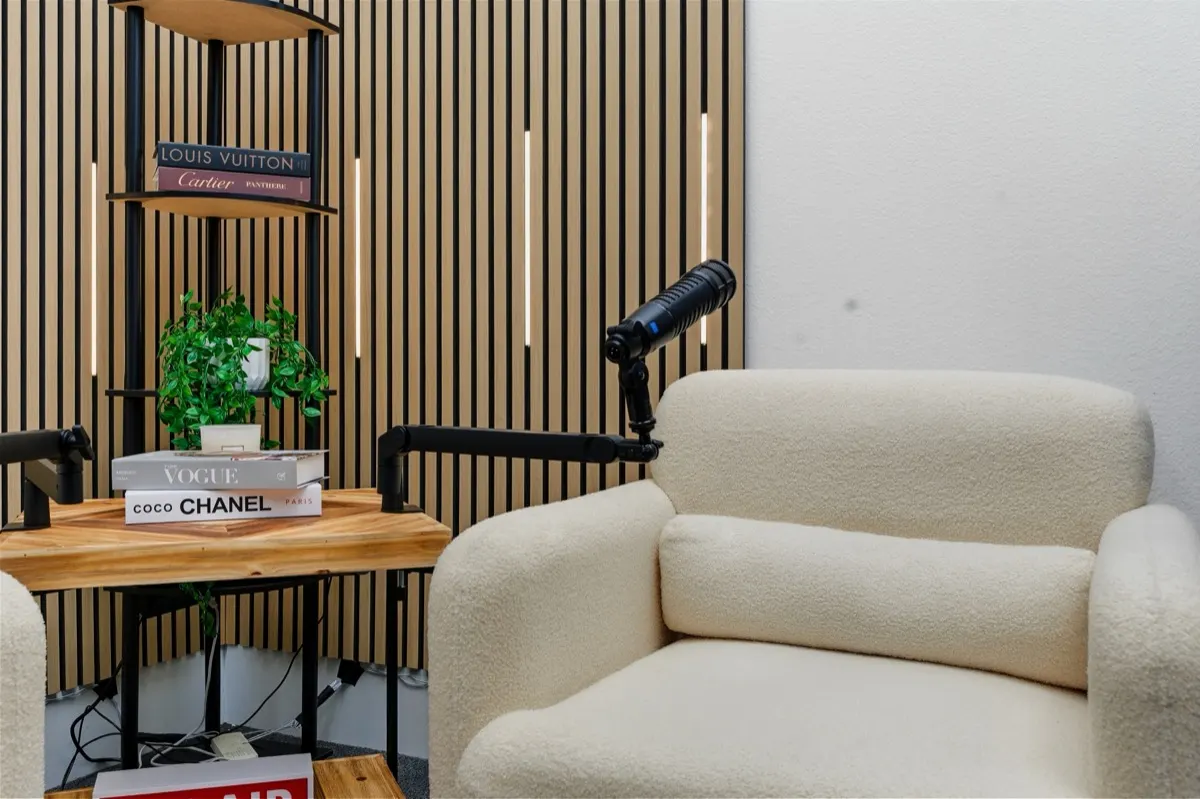 Cozy Corner 5