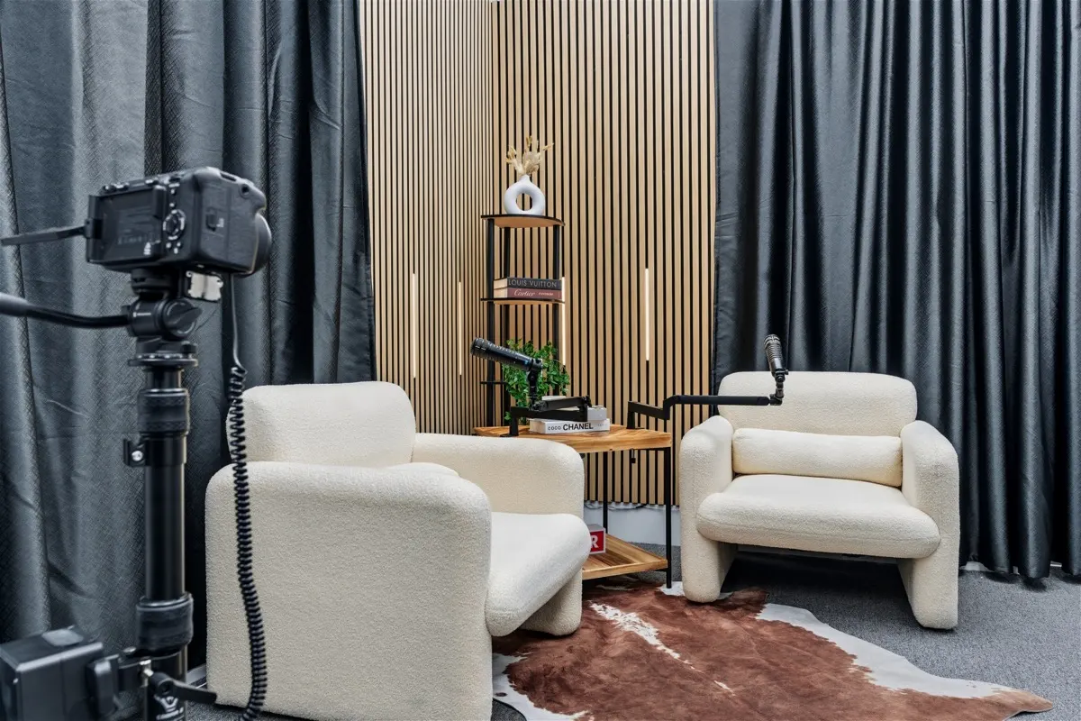 Cozy Corner 8