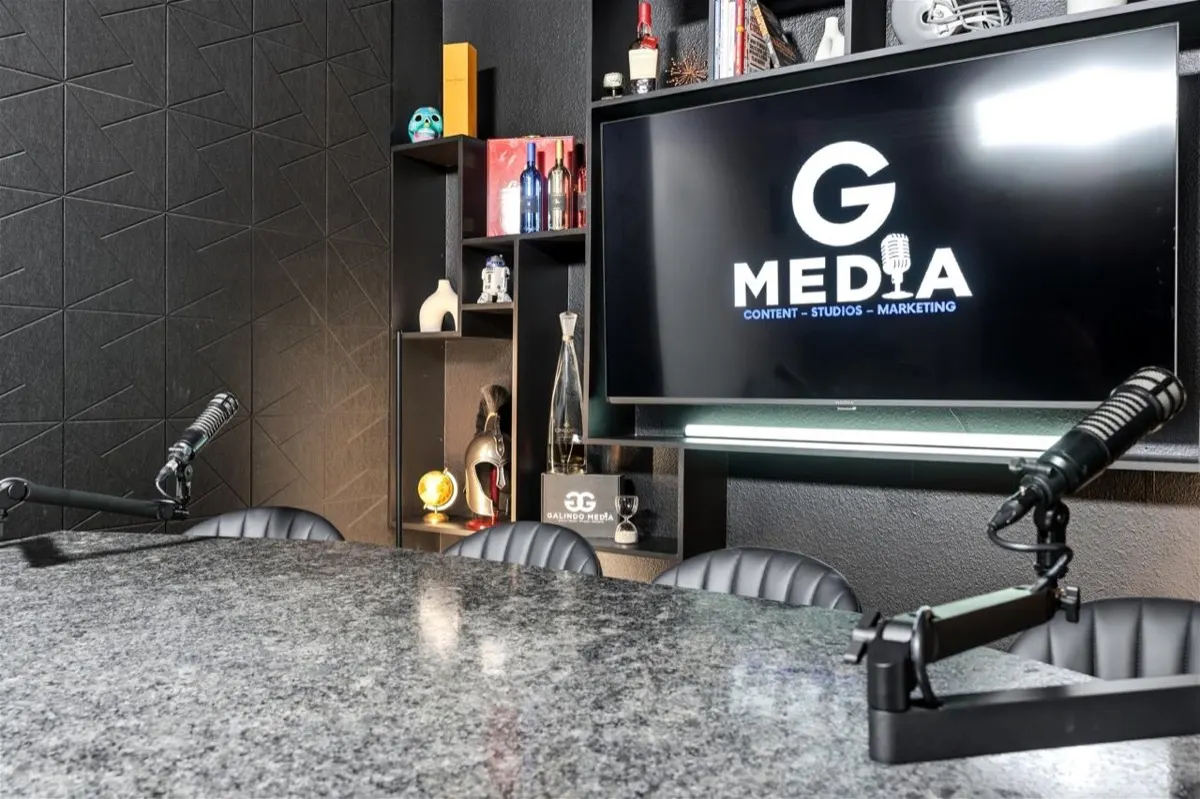 High Roller Studio 12